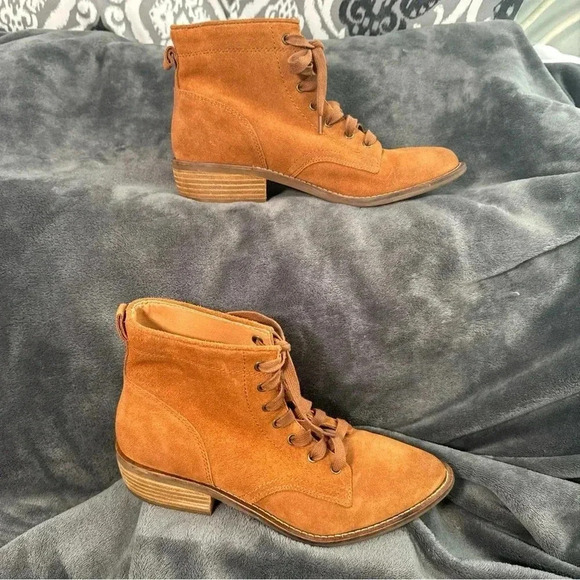 Dingo women’s leather ankle boots size 8.5 - Picture 1 of 12